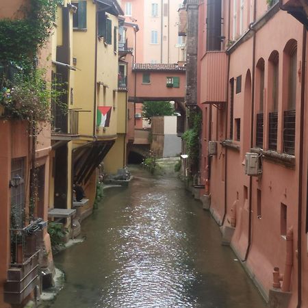 Casa Vacanze Il Canale Bologna Exterior photo